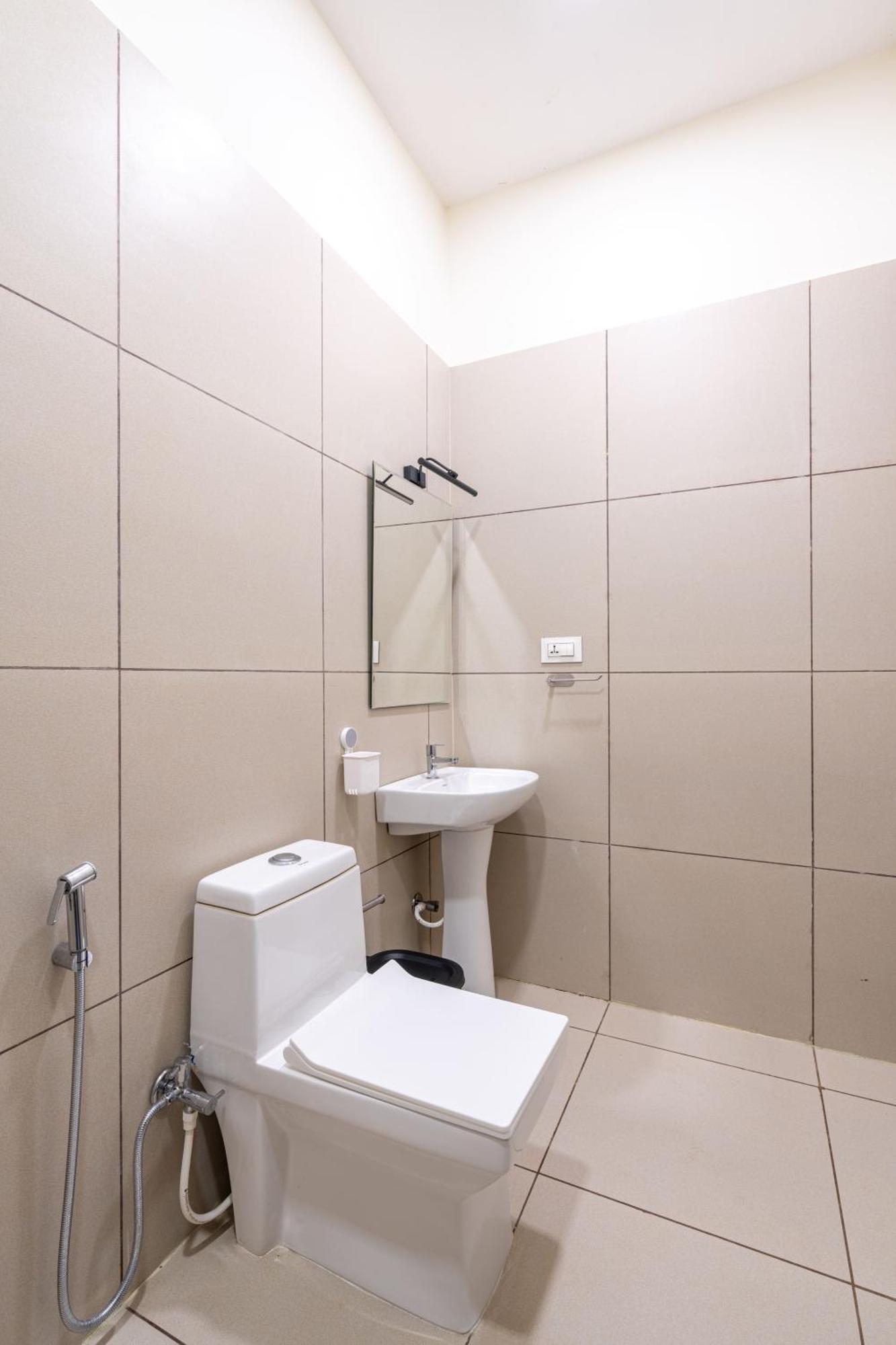 ויסאקפאטנם Shore Front Resort מראה חיצוני תמונה