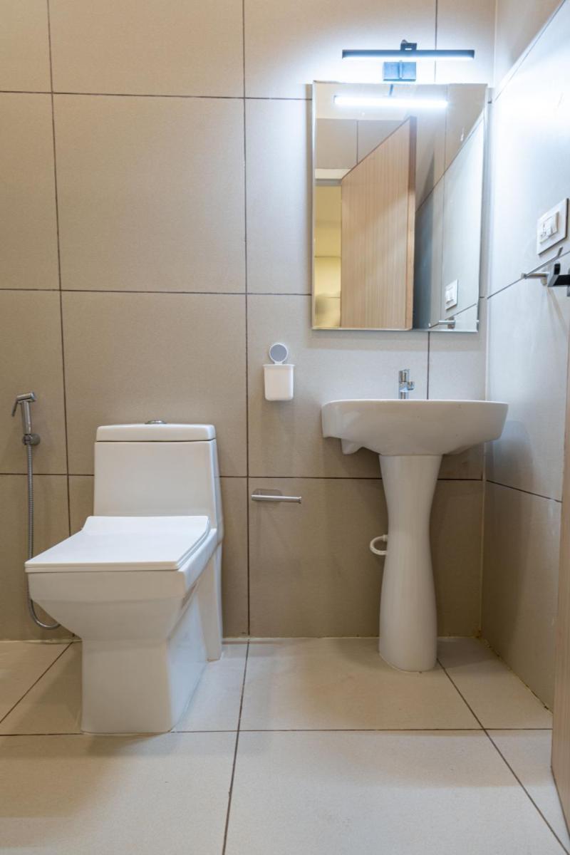 ויסאקפאטנם Shore Front Resort מראה חיצוני תמונה
